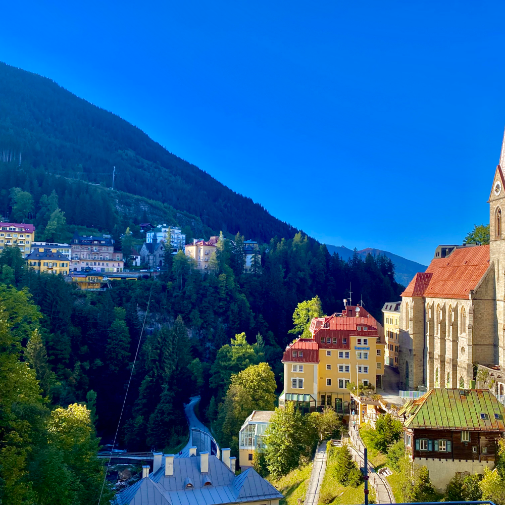 Nikolauskirche and the funicular line down the gorge